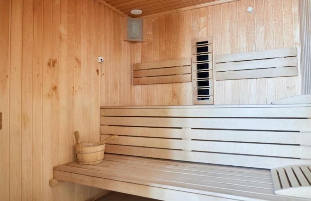Alezzi Luxury Apartment Spa Resort Piscina Incalzita Sauna Parking Navodari Luaran gambar